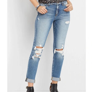 KanCan Light Wash High Rise Destructed Cuffed Ankle Boyfriend Jeans 27 Women’s